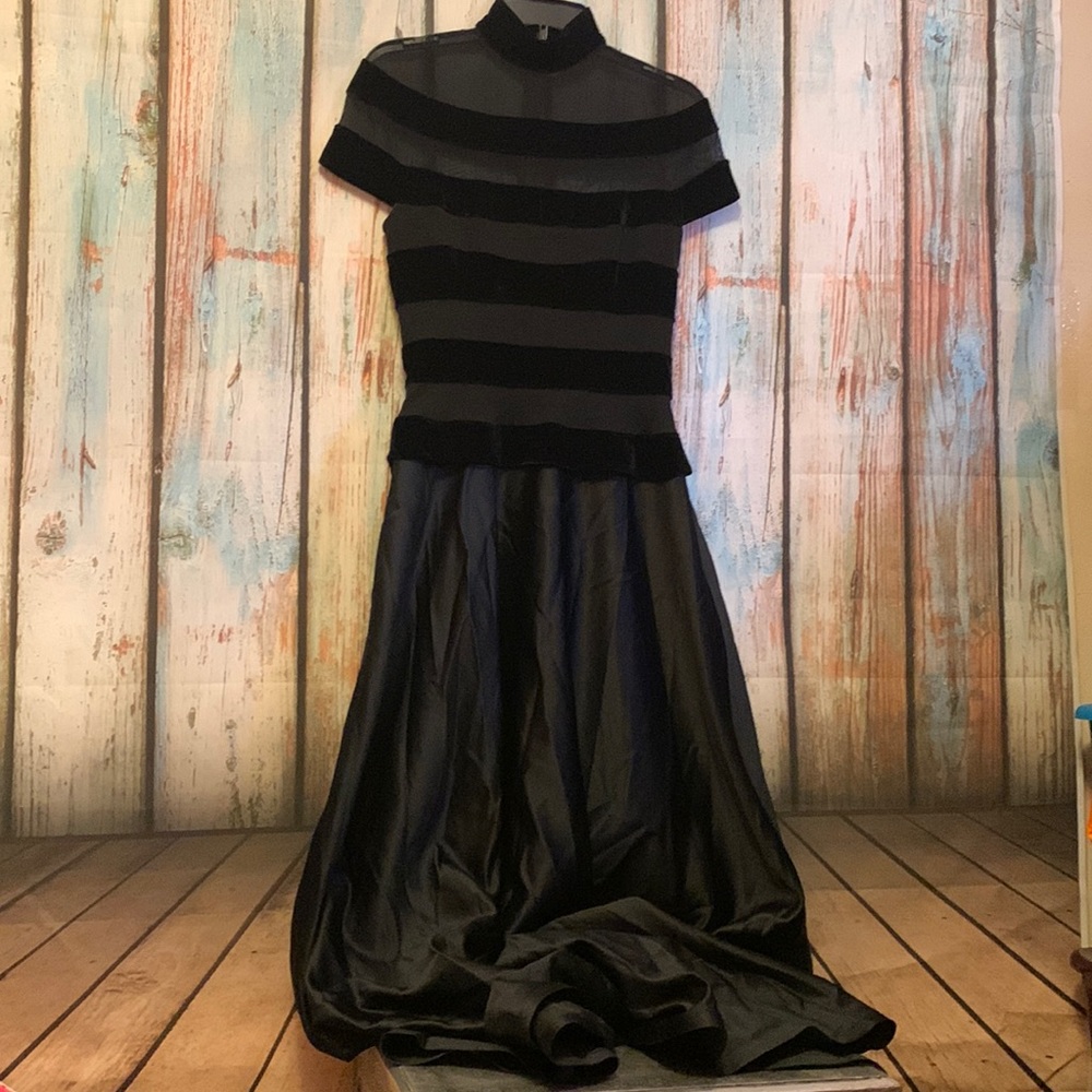 Vintage Tadashi Black Satin & Velvet Gown Size 10
